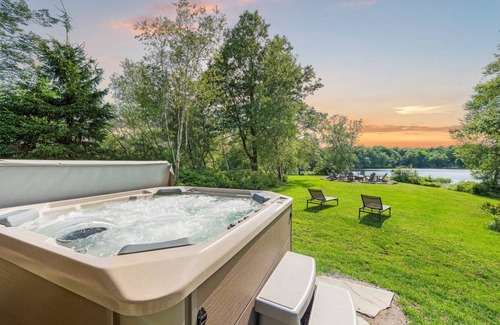 Long Pond House | 210 m² House ∙ 3 bedrooms ∙ 8 guests