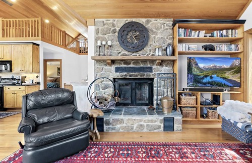 Chestnut Springs House | 222 m² House ∙ 3 bedrooms ∙ 10 guests