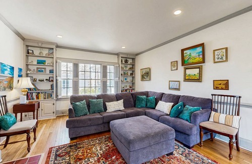 Salisbury House | 232 m² House ∙ 5 bedrooms ∙ 10 guests