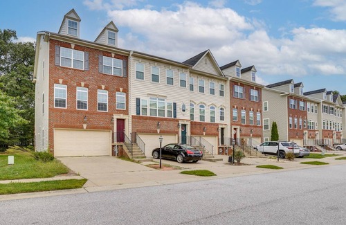 Glen Burnie Apartment | 234 m² Apartment ∙ 3 bedrooms ∙ 8 guests