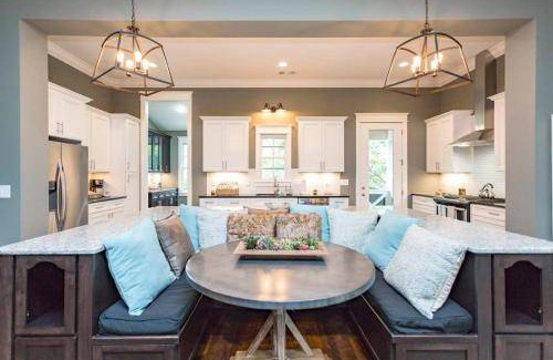 Shelby Hills House | 241 m² House ∙ 1 bedroom ∙ 8 guests