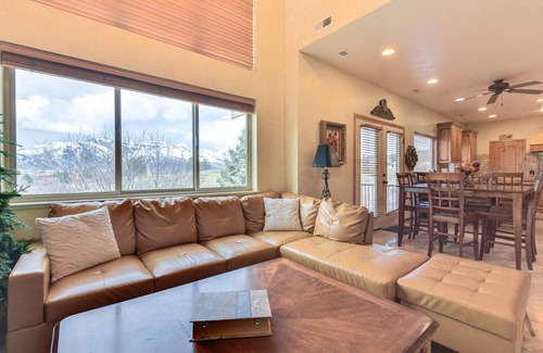 Wolf Creek Apartment | 254 m² Apartment ∙ 4 bedrooms ∙ 14 guests