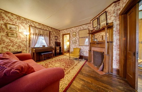Chautauqua House | 269 m² House ∙ 5 bedrooms ∙ 10 guests