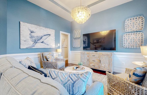 Sun Ridge House | 274 m² House ∙ 5 bedrooms ∙ 12 guests
