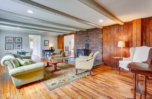 Layton House | 278 m² House ∙ 3 bedrooms ∙ 8 guests