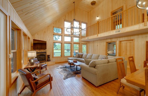 Marlinton House | 278 m² House ∙ 4 bedrooms ∙ 10 guests