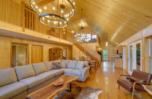 Marlinton House | 278 m² House ∙ 4 bedrooms ∙ 10 guests