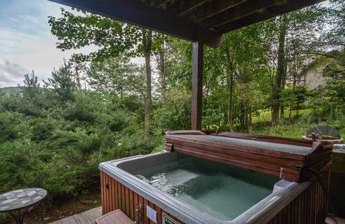 Mountainside House | 278 m² House ∙ 5 bedrooms ∙ 14 guests
