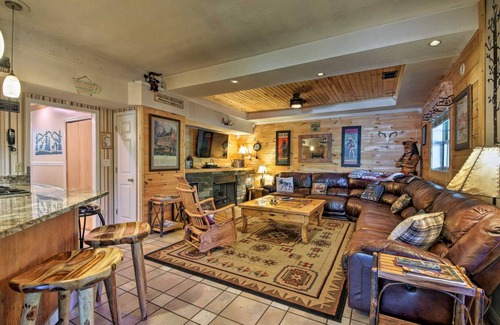 Chattanooga House | 297 m² House ∙ 6 bedrooms ∙ 16 guests