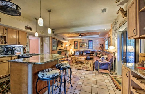 Chattanooga House | 297 m² House ∙ 6 bedrooms ∙ 16 guests