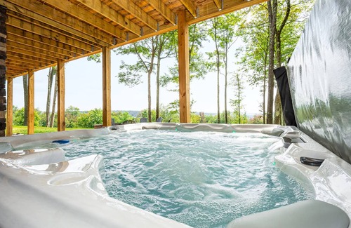 McHenry House | 317 m² House ∙ 5 bedrooms ∙ 14 guests