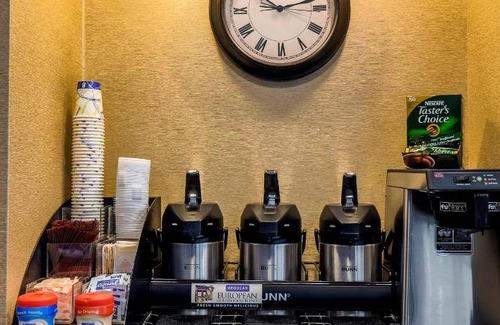 Tinton Falls Hotel | 32 m² Hotel ∙ 127 guests