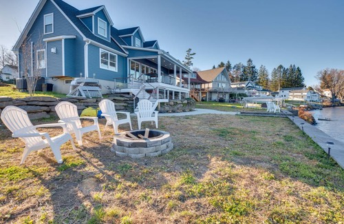 Carbondale House | 325 m² House ∙ 4 bedrooms ∙ 8 guests
