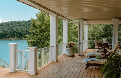 La Follette House | 325 m² House ∙ 4 bedrooms ∙ 14 guests