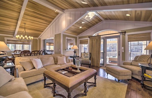 La Follette House | 325 m² House ∙ 4 bedrooms ∙ 14 guests
