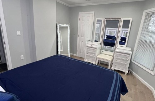 Belleville House | 325 m² House ∙ 5 bedrooms ∙ 12 guests