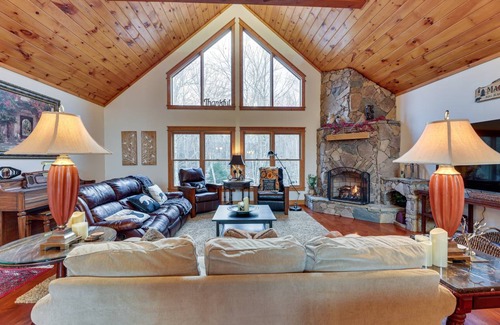 Snowshoe House | 325 m² House ∙ 5 bedrooms ∙ 15 guests