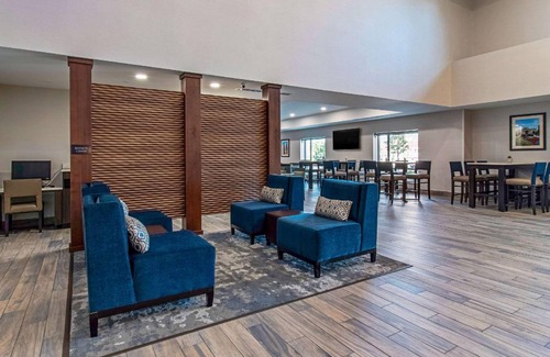 Grove City Hotel | 33 m² Hotel ∙ 127 guests
