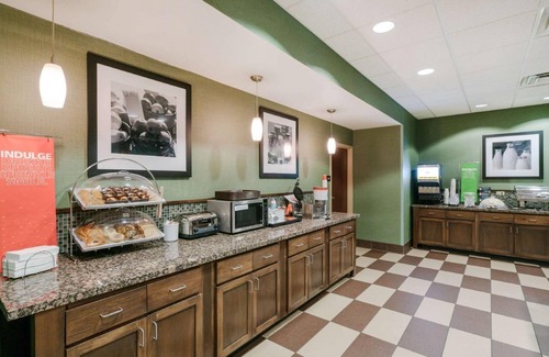 Huntington Hotel | 33 m² Hotel ∙ 127 guests