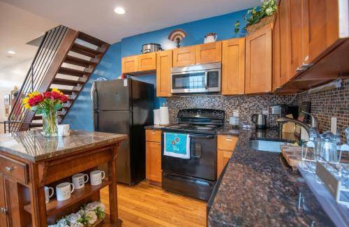 North Philadelphia East House | 33 m² House ∙ 4 bedrooms ∙ 15 guests