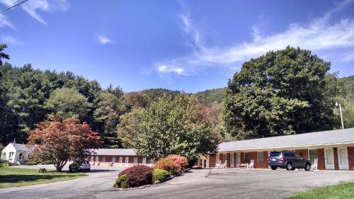 Hot Springs Hotel | 33 m² Motel ∙ 4 guests