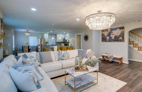 Silver Spring House | 335 m² House ∙ 4 bedrooms ∙ 6 guests