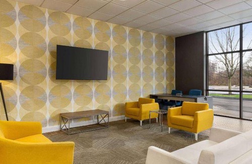 Rohrerstown Hotel | 36 m² Hotel ∙ 127 guests