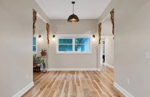 Southern Pines House | 372 m² House ∙ 6 bedrooms ∙ 9 guests
