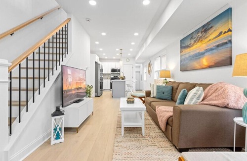 Ventnor City House | 3BR home - Beach + WiFi + Unwind