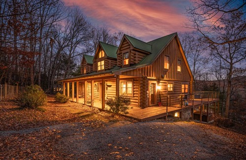 North Glade Hills House | 409 m² House ∙ 5 bedrooms ∙ 12 guests