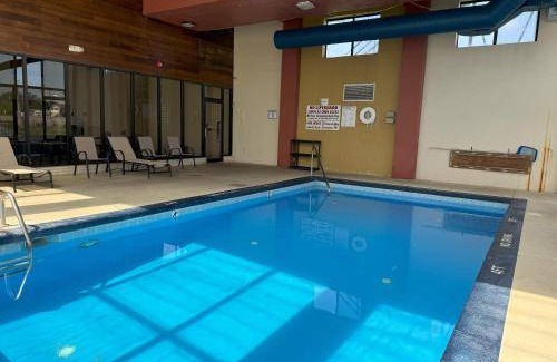 Elyria Hotel | 42 m² Motel ∙ 127 guests