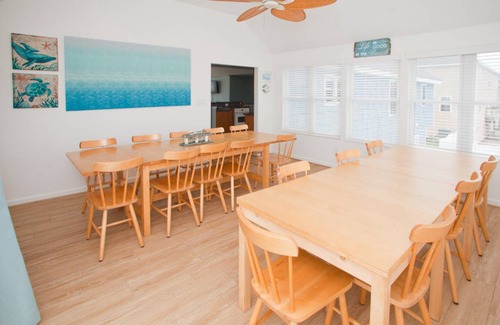 Sandbridge House | 432 m² House ∙ 10 bedrooms ∙ 22 guests
