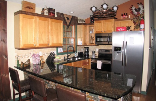 Basye Cabin | 5 Free Daily Bryce Resort Passes! Skiing, Tubing, Golf, Mountain Biking, Lake!