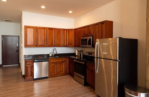 West Poplar Apartment | 50 m² Apartment ∙ 1 bedroom ∙ 3 guests
