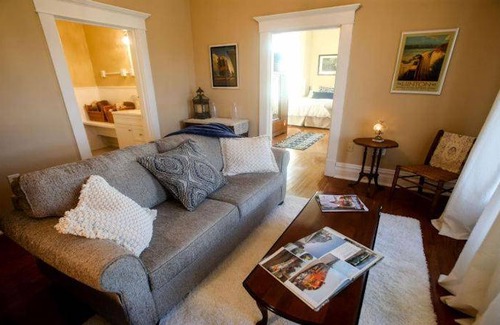 Huntington Bed & Breakfast | 56 m² Bed and breakfast ∙ 4 guests