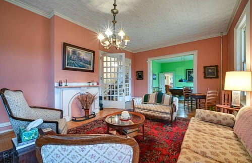 Chambersburg House | 575 m² House ∙ 6 bedrooms ∙ 15 guests
