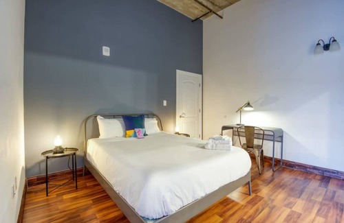 West Poplar Apartment | 60 m² Apartment ∙ 1 bedroom ∙ 2 guests