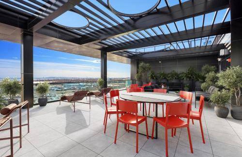 Downtown Jersey City Apartment | 61 m² Apartment ∙ 2 guests