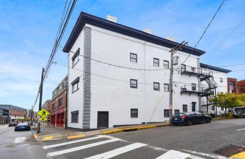 Lower Lawrenceville Apartment | 65 m² Apartment ∙ 1 bedroom ∙ 2 guests