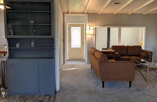 Adamstown House | 74 m² House ∙ 2 bedrooms ∙ 6 guests