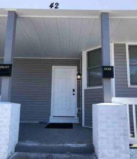 West Columbus House | 77 m² House ∙ 4 bedrooms ∙ 12 guests
