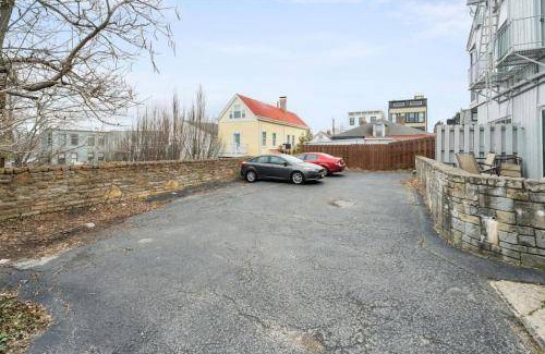 Mount Adams Apartment | 80 m² Apartment ∙ 1 bedroom ∙ 4 guests