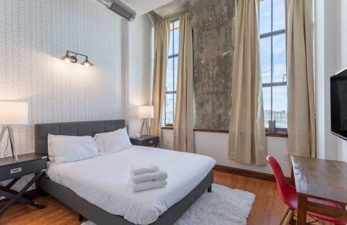 West Poplar Apartment | 90 m² Apartment ∙ 2 bedrooms ∙ 4 guests