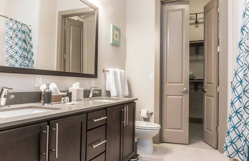 Center City West Apartment | 93 m² Apartment ∙ 2 bedrooms ∙ 5 guests