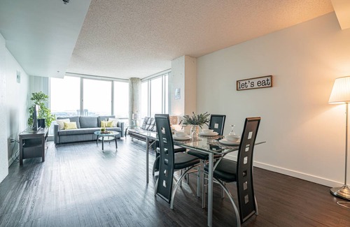 Downtown West Apartment | 93 m² Apartment ∙ 2 bedrooms ∙ 5 guests