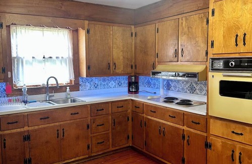 Onancock Cottage | 93 m² Cabin ∙ 2 bedrooms ∙ 4 guests