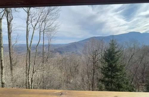 Seven Devils House | Above the Clouds- view, Seven Devils, large entertainment game room
