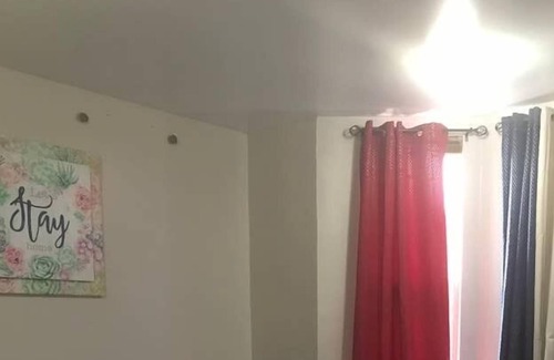 The Heights Apartment | Adorable 2 BR + 2 Bath on The Heights, Jersey City