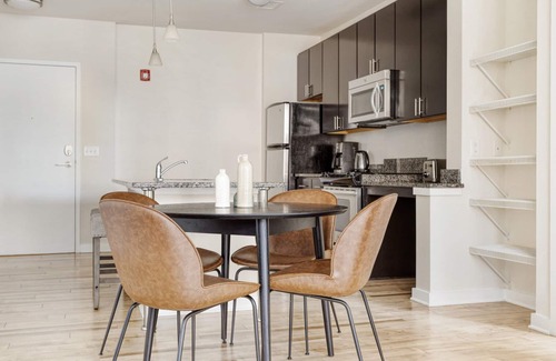 Near Northeast Apartment | Amazing H Street 2BR w/W/D & Gym, walk to Union Station, by Blueground