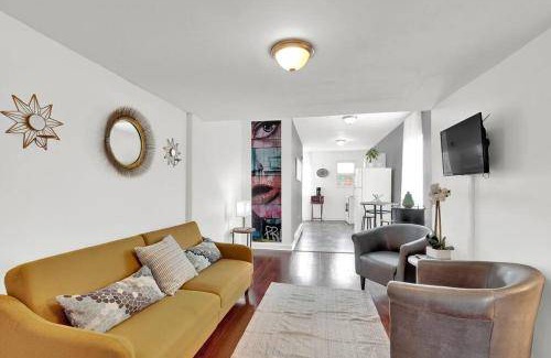 Norris Square Apartment | Apartment ∙ 2 bedrooms ∙ 5 guests